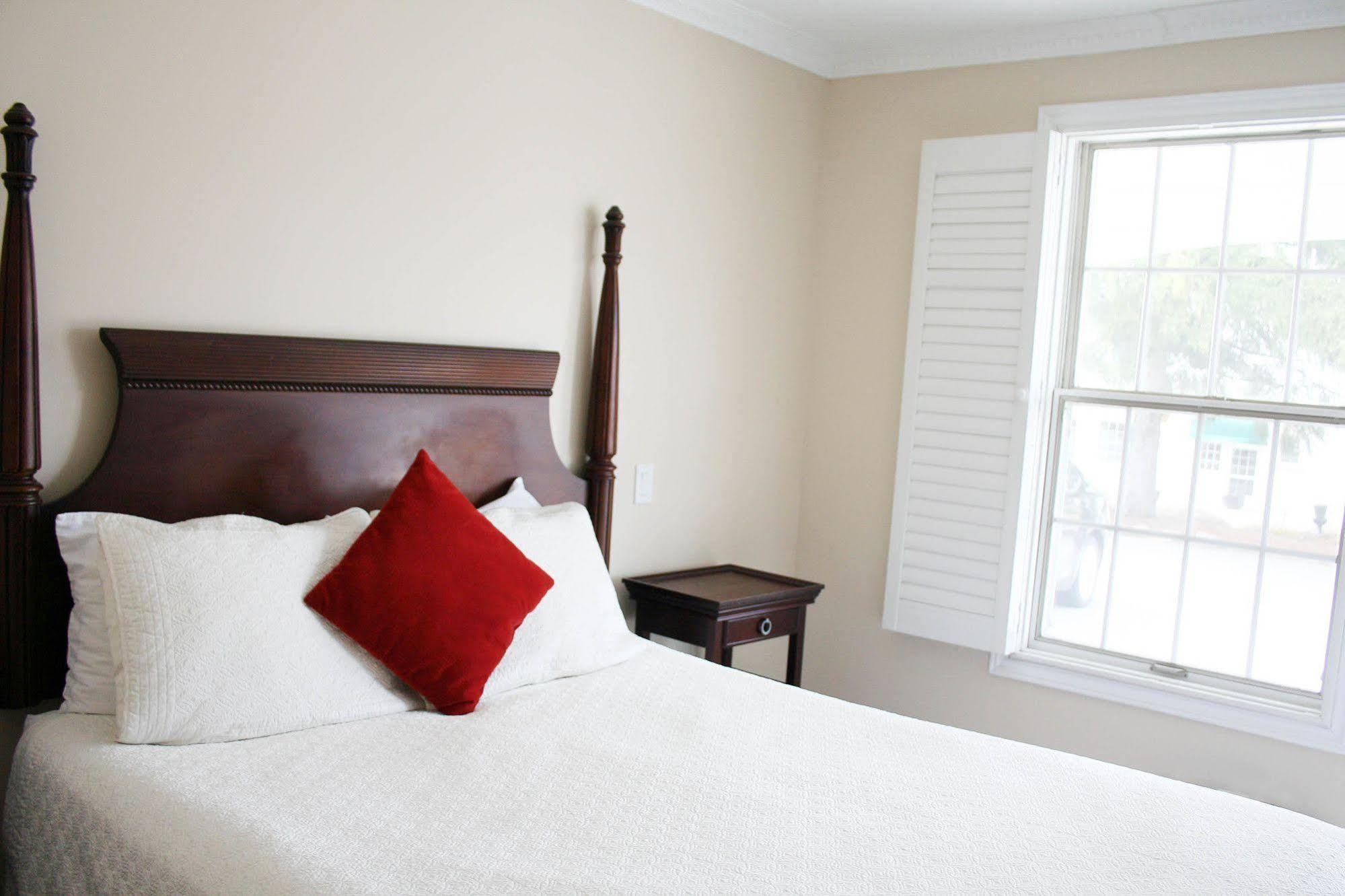 Green Acres Inn Kingston Bagian luar foto